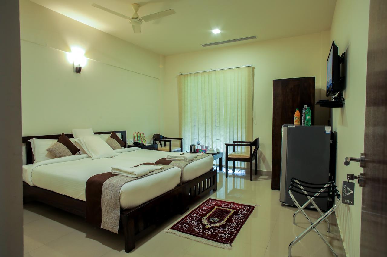 Le Noor Hotel Kochi Exterior photo